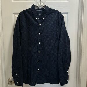 American Eagle long sleeve button up shirt